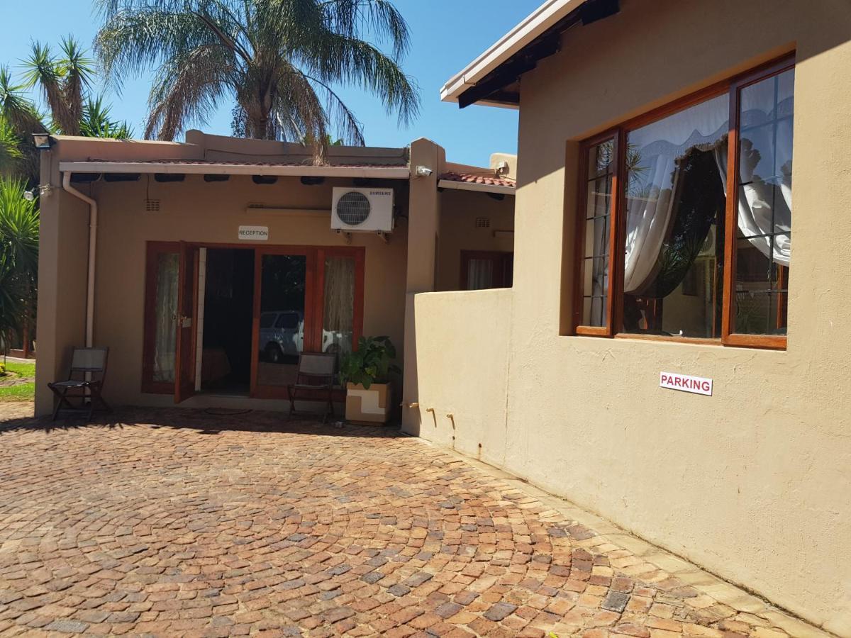 Echo Garden Guesthouse Rustenburg Buitenkant foto