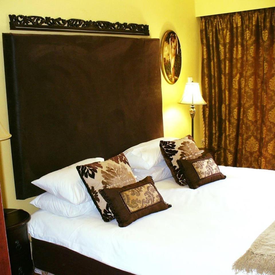 Echo Garden Guesthouse Rustenburg Buitenkant foto