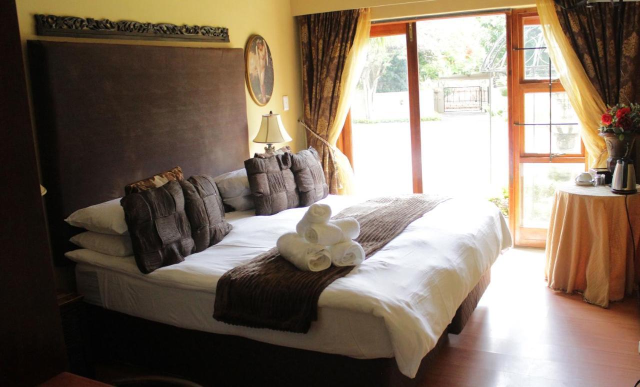 Echo Garden Guesthouse Rustenburg Buitenkant foto